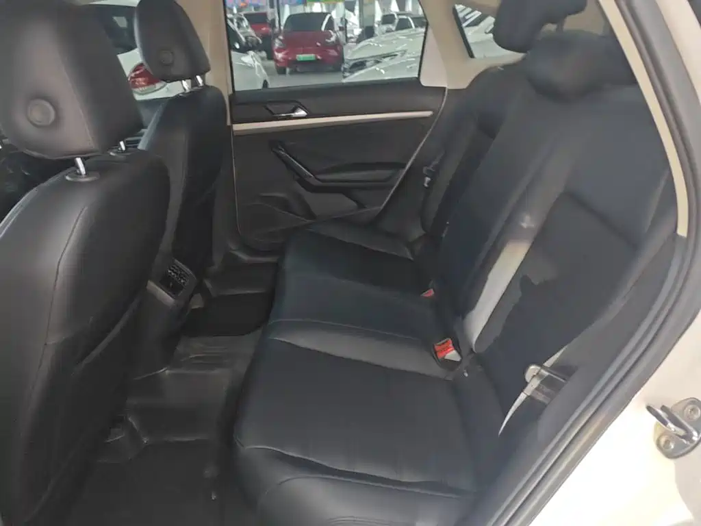 Volkswagen Lavida — миниатюра 17