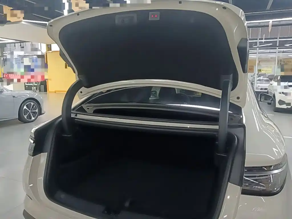 BYD Seal 07 DM-i — миниатюра 19