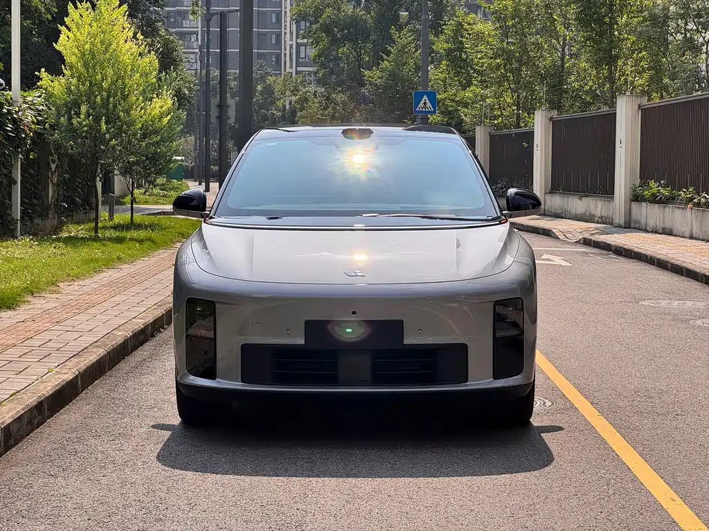 Li Auto Li i6 — миниатюра 2