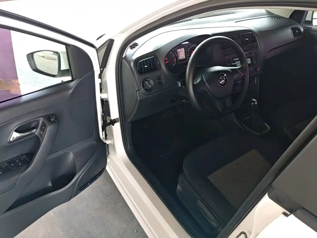 Volkswagen Polo — миниатюра 16