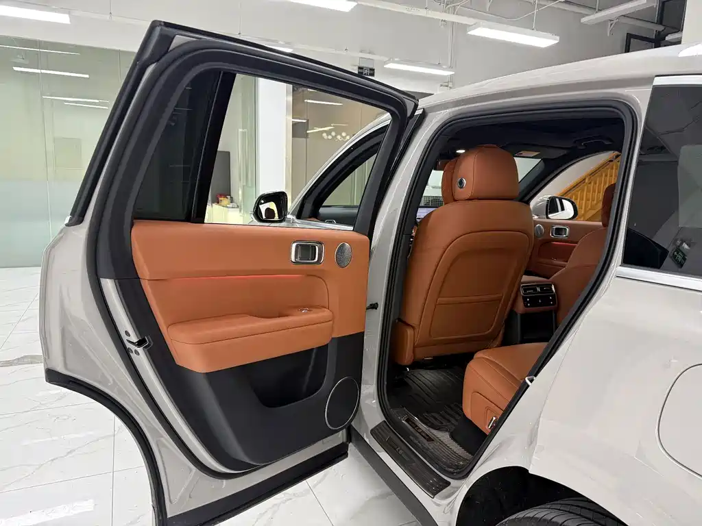 Li Auto Li L6 — миниатюра 13