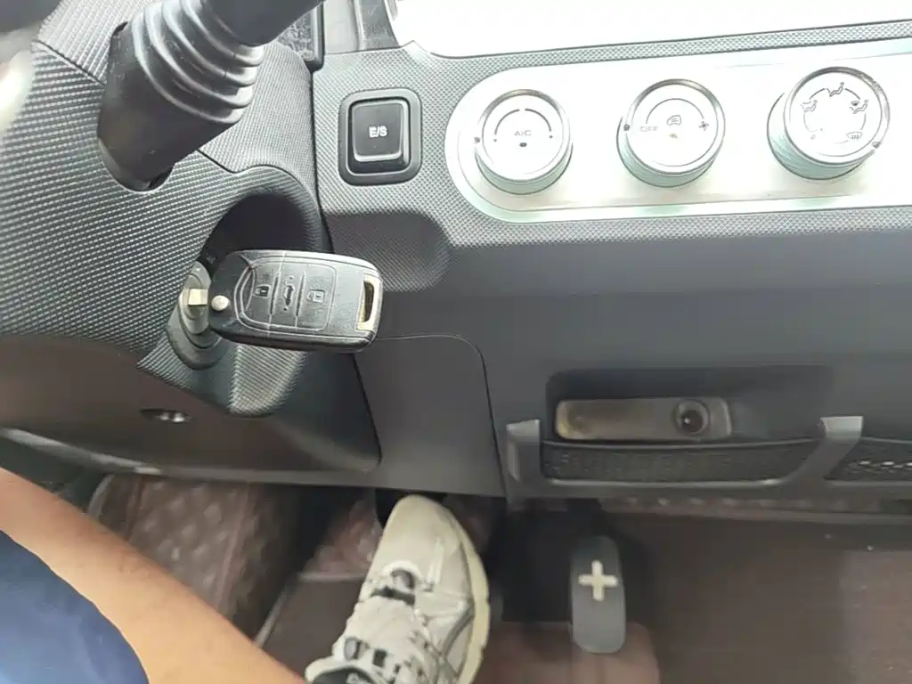 Wuling MINIEV — миниатюра 9