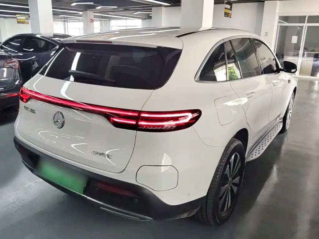 Mercedes-Benz EQC — миниатюра 7