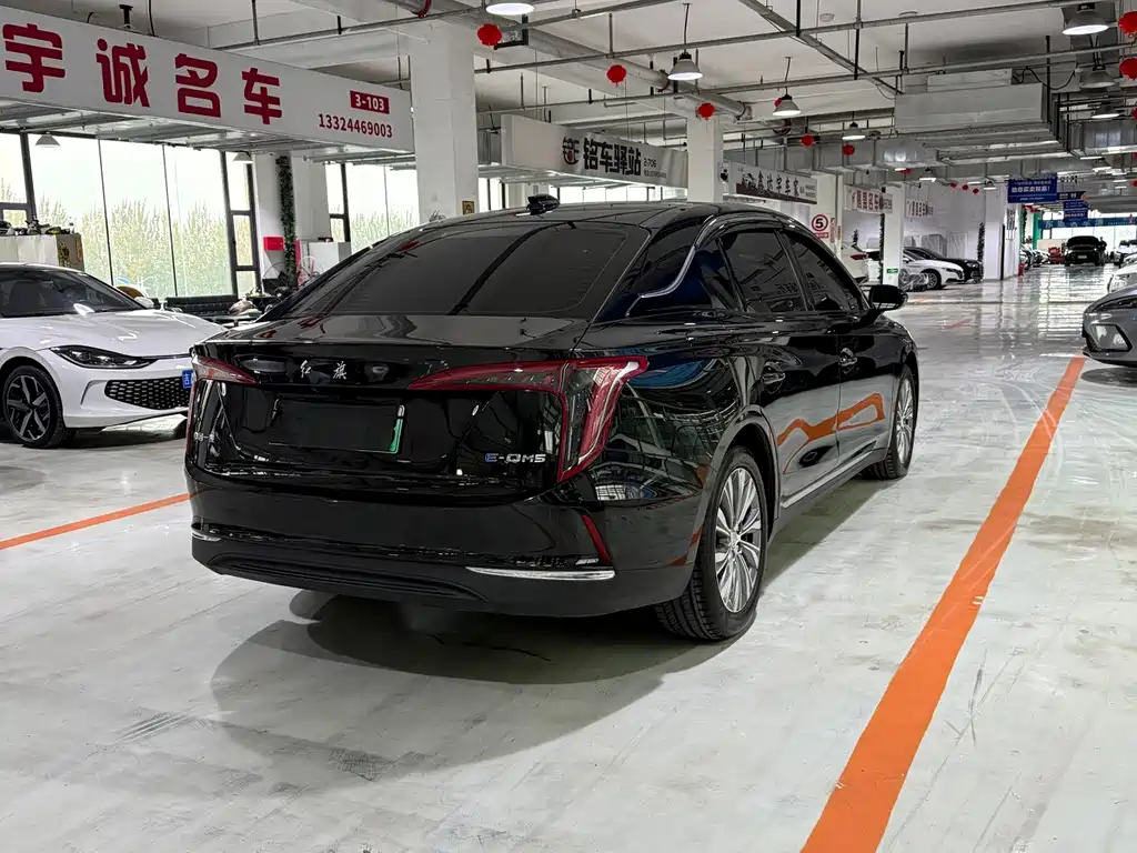 Hongqi Hongqi E-QM5 — миниатюра 4