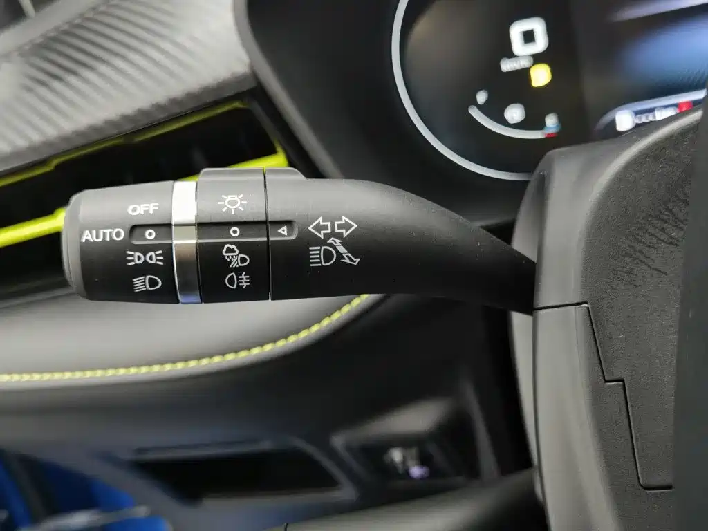 Roewe i5 — миниатюра 21