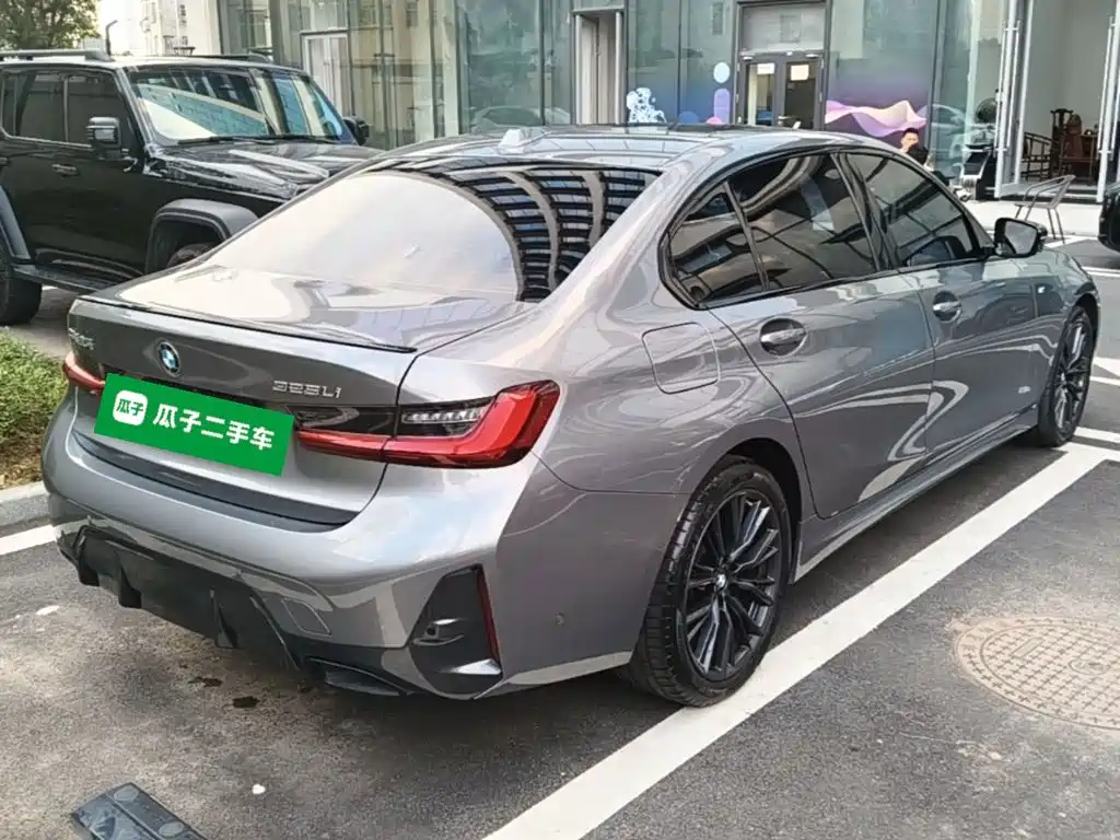 BMW 3 Series — миниатюра 7