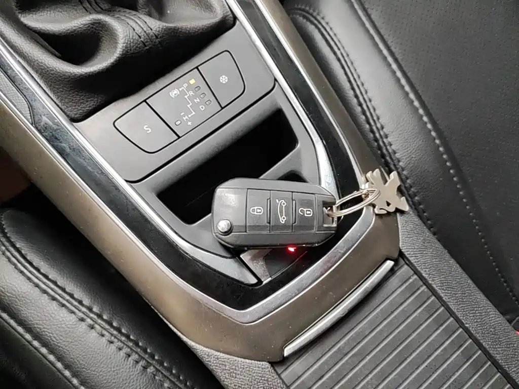 Peugeot 408 — миниатюра 9