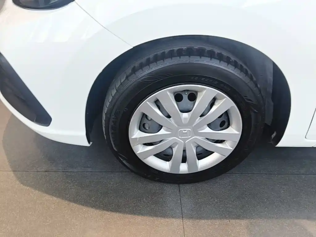 Honda Fit — миниатюра 23