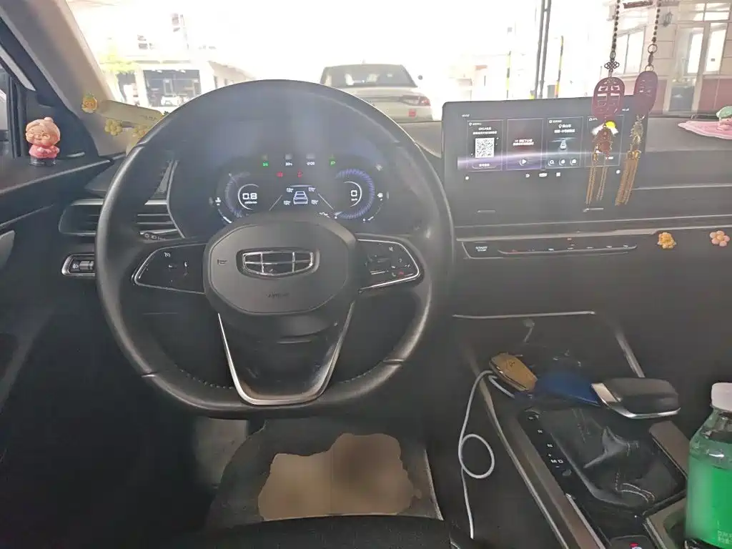 Geely Emgrand — миниатюра 5