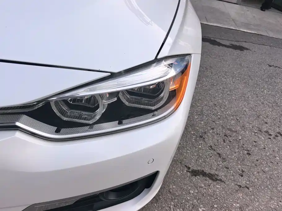 BMW 3 Series — миниатюра 5