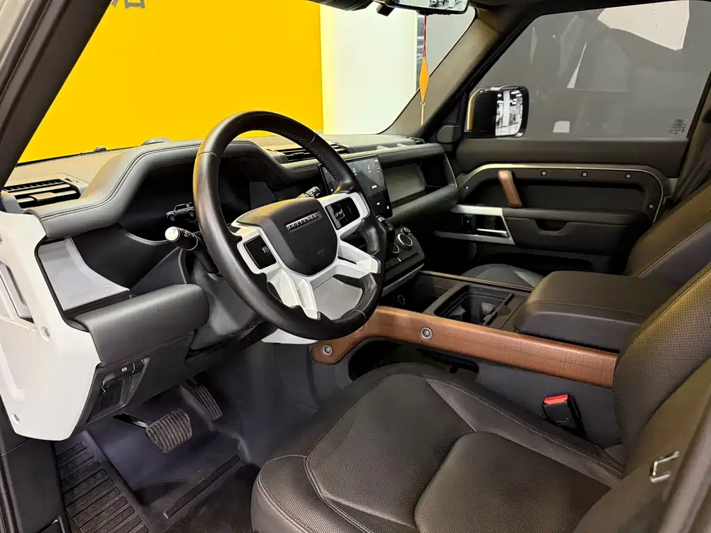 Land Rover Land Rover Defender 2023 110 3.0T P400 X-DYNAMIC HSE
