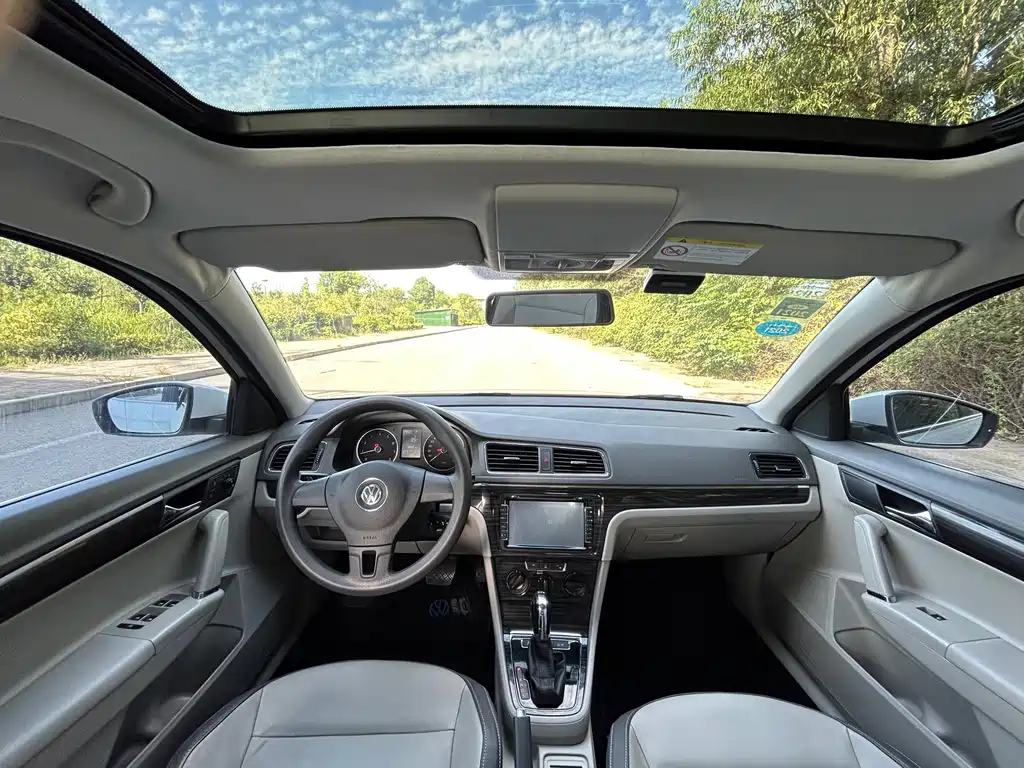 Volkswagen Gran Lavida — миниатюра 6