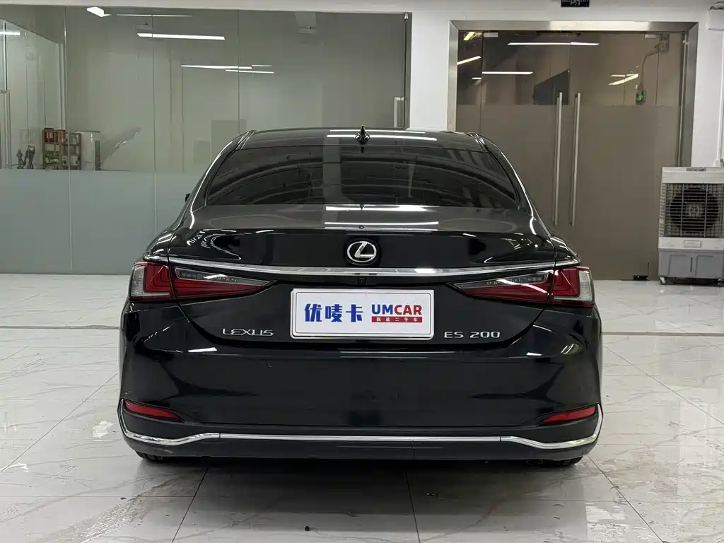 Lexus ES — миниатюра 5