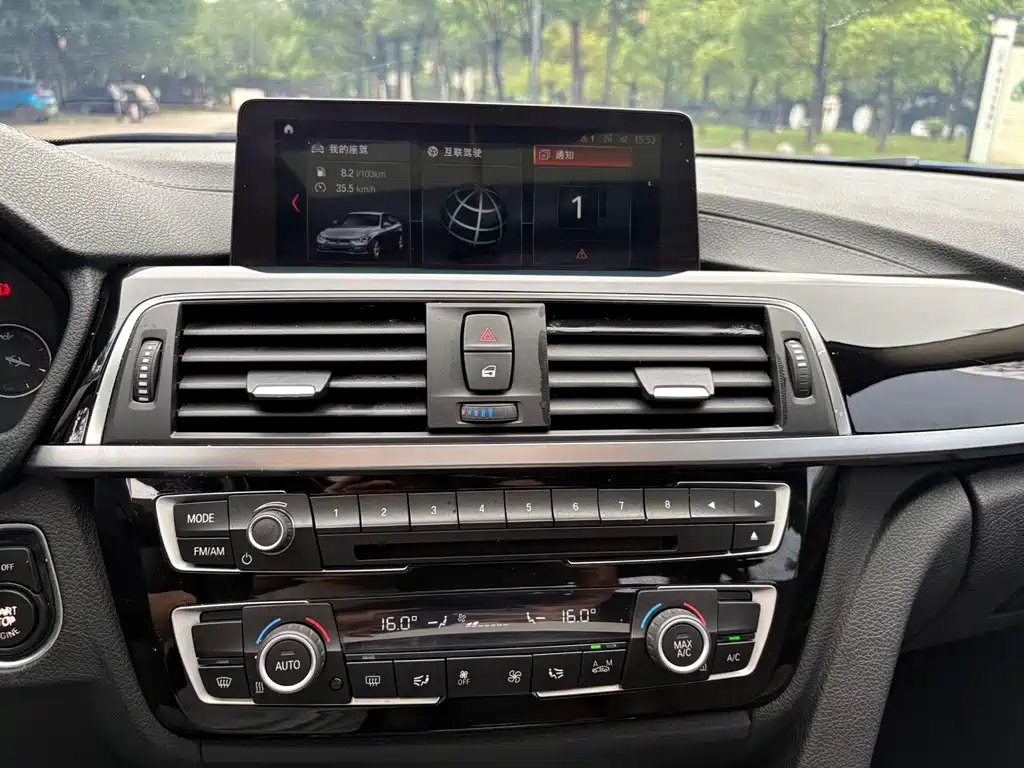 BMW 3 Series — миниатюра 10