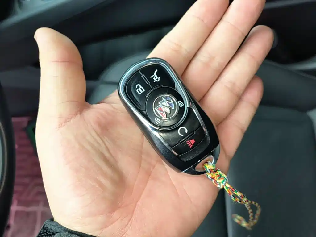 Buick Enclave — миниатюра 9