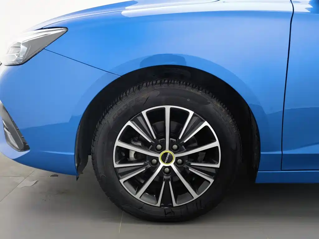 Roewe i5 — миниатюра 17