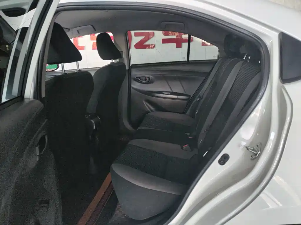 Toyota Vios — миниатюра 7