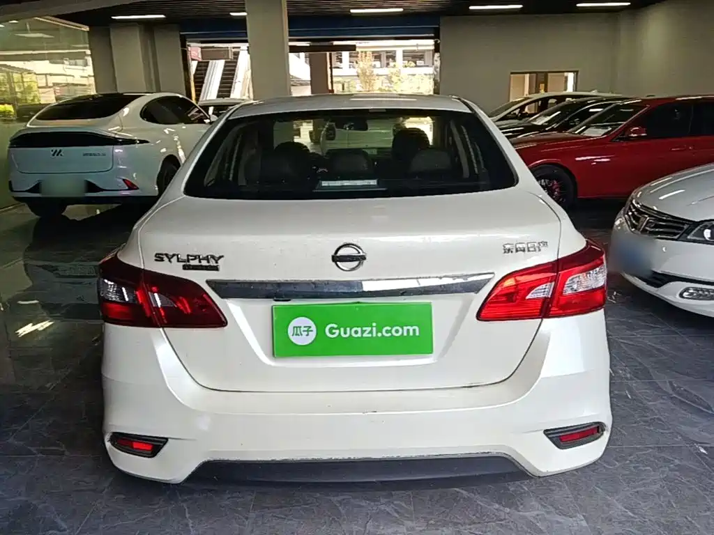 Nissan Sylphy — миниатюра 6