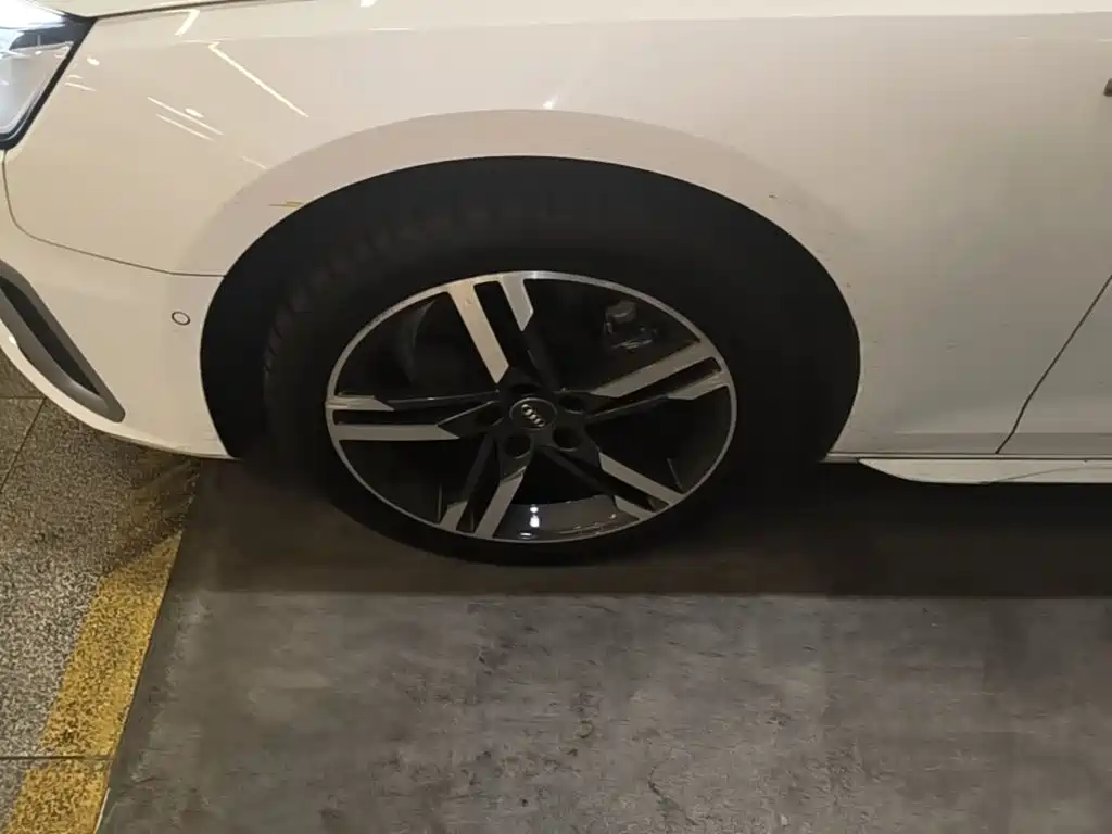 Audi A4L — миниатюра 23