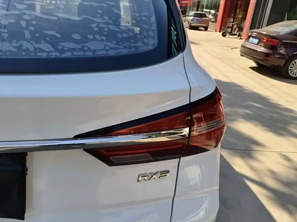 Roewe RX3 — миниатюра 8