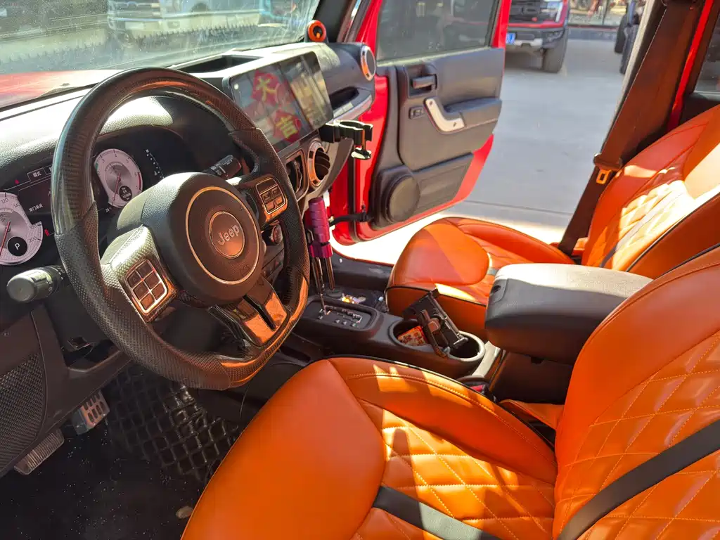 Jeep Wrangler — миниатюра 10