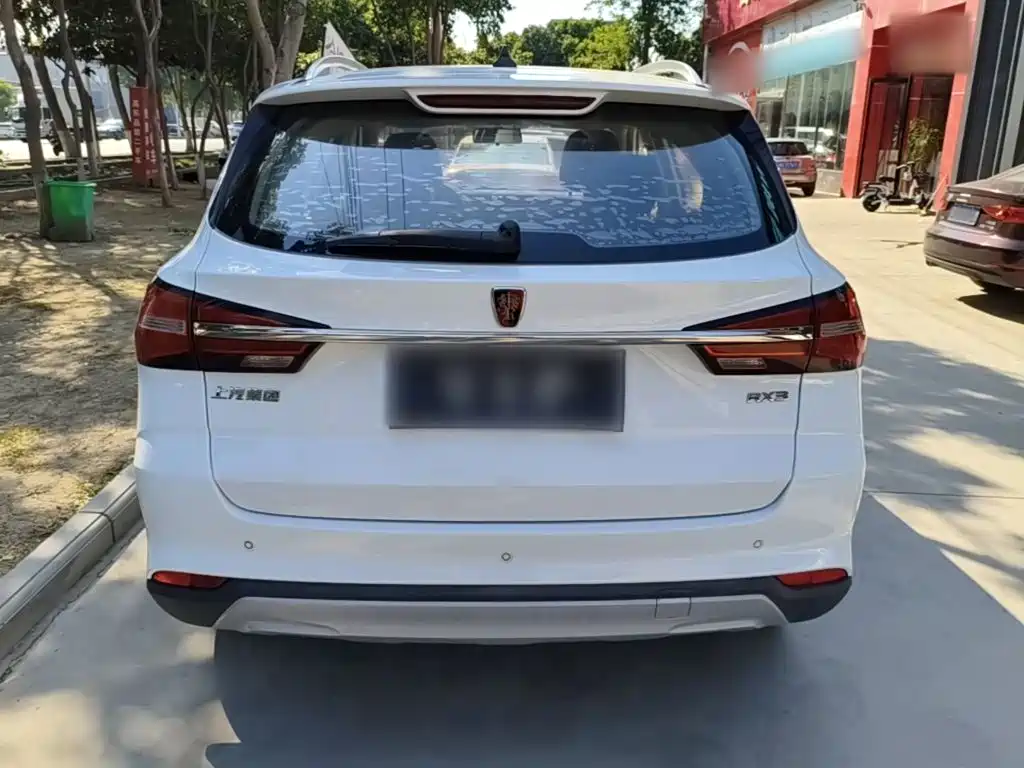 Roewe RX3 — миниатюра 6