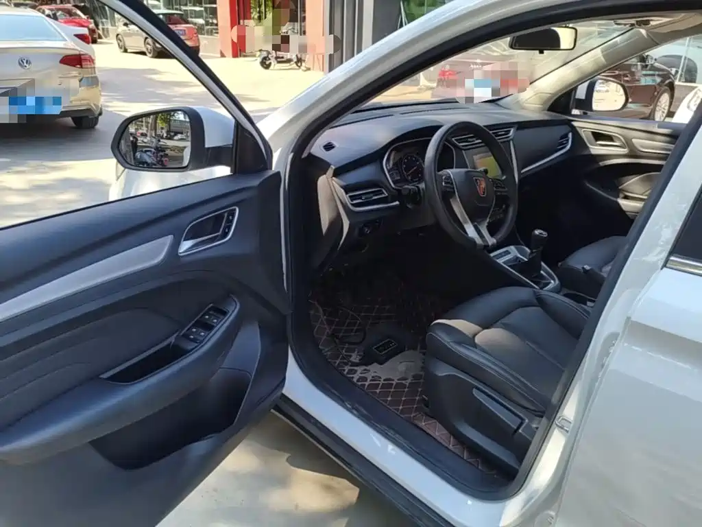 Roewe RX3 — миниатюра 16