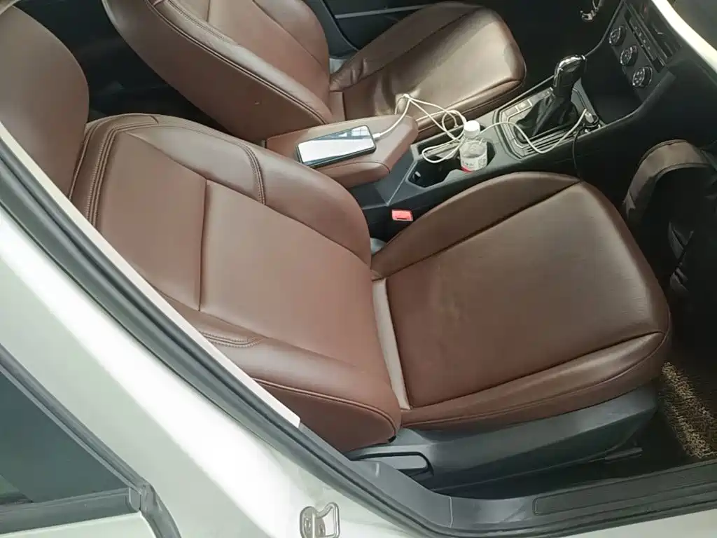 Volkswagen Lavida — миниатюра 25