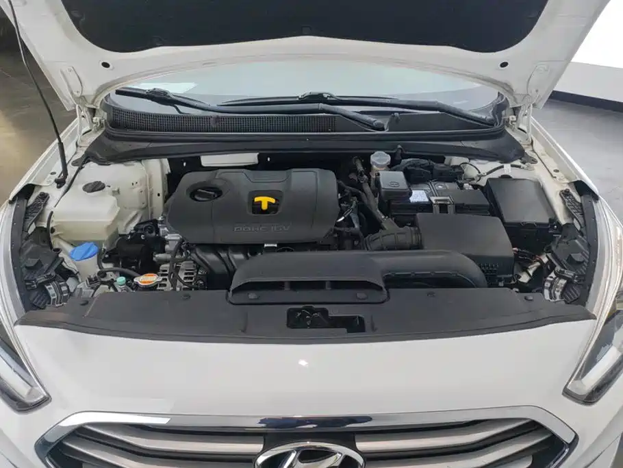 Hyundai Mistra — миниатюра 10