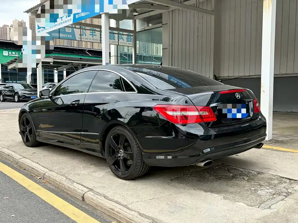 Mercedes-Benz E-Class (Import) — миниатюра 5