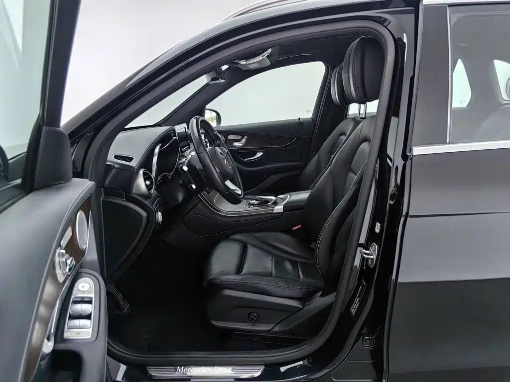 Mercedes-Benz GLC — миниатюра 10