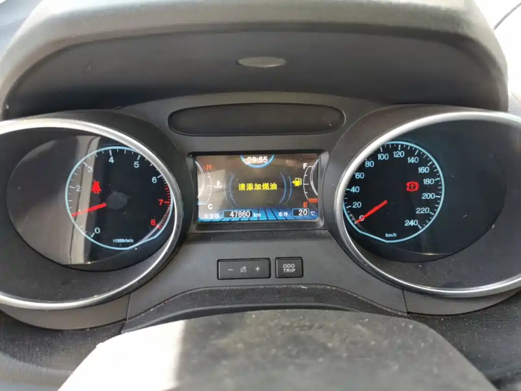 BYD Yuan — миниатюра 12