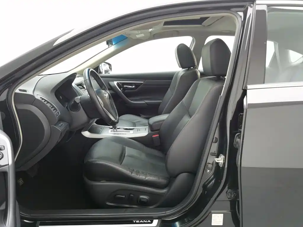 Nissan Teana — миниатюра 10