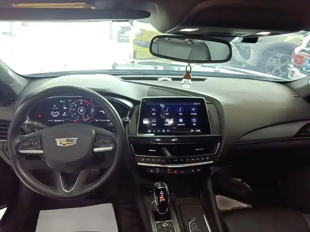 Cadillac CT5 — миниатюра 10