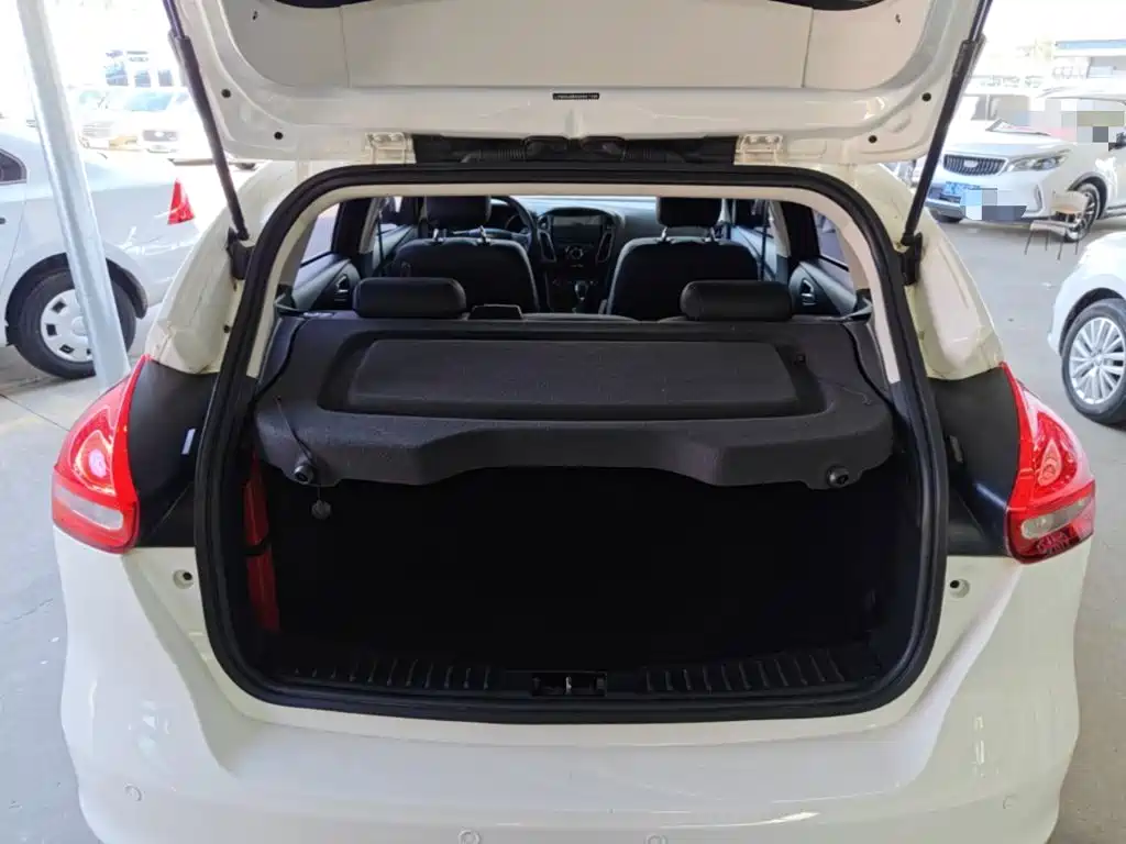 Ford Focus — миниатюра 19