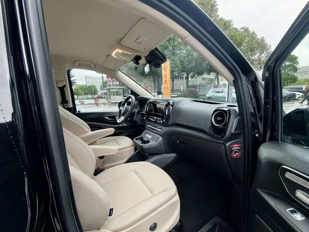 Mercedes-Benz Vito — миниатюра 11