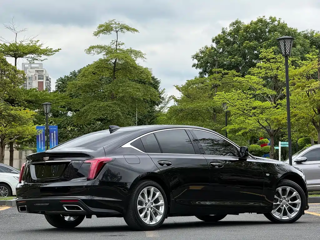 Cadillac CT5 — миниатюра 4
