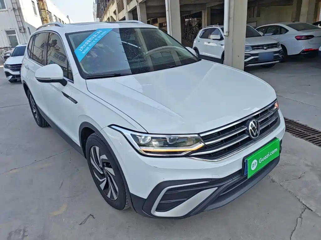 Volkswagen Tiguan L — миниатюра 4