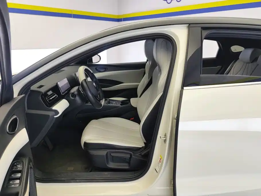 BYD Seal 06 — миниатюра 9