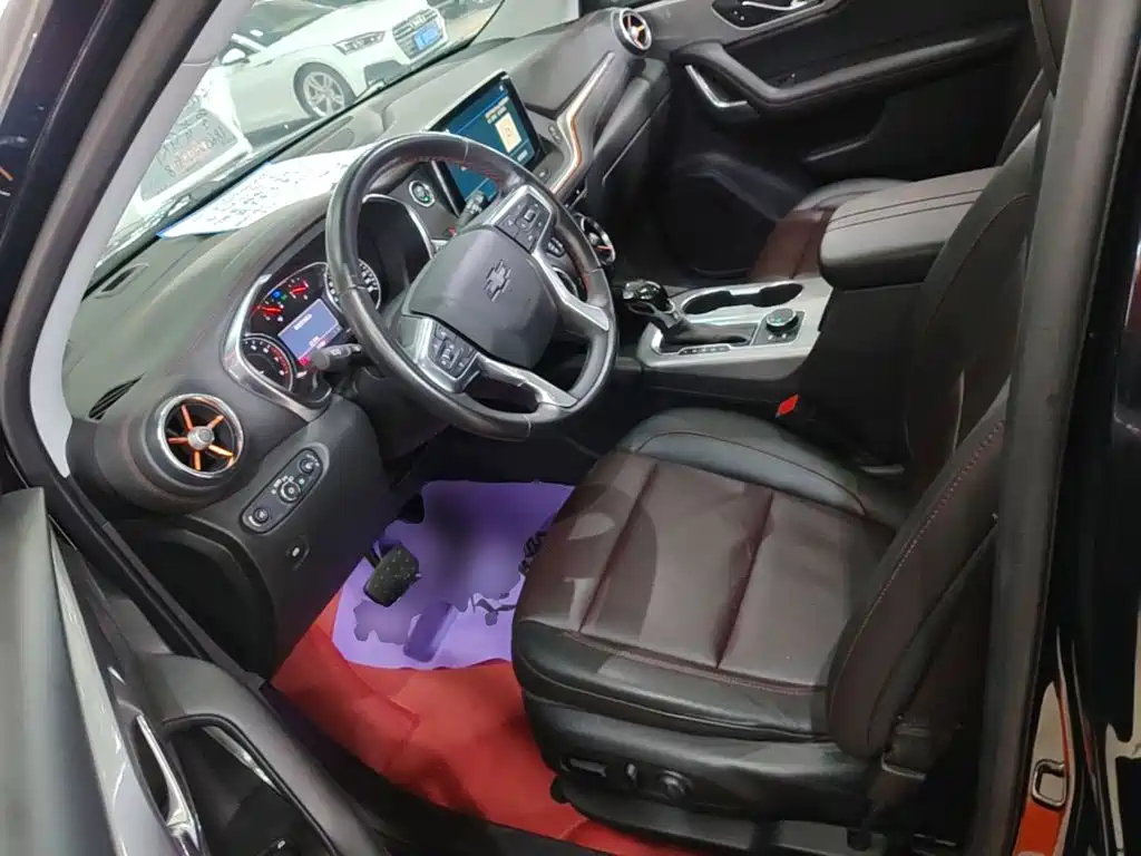Chevrolet Blazer — миниатюра 15