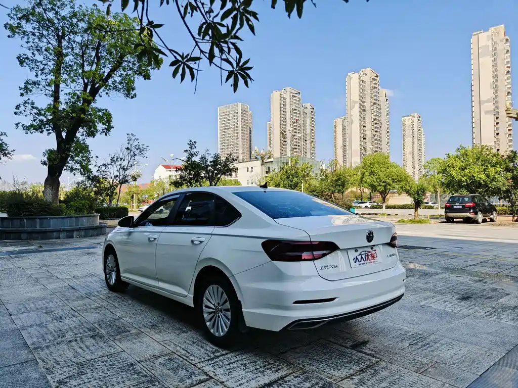 Volkswagen Lavida — миниатюра 4