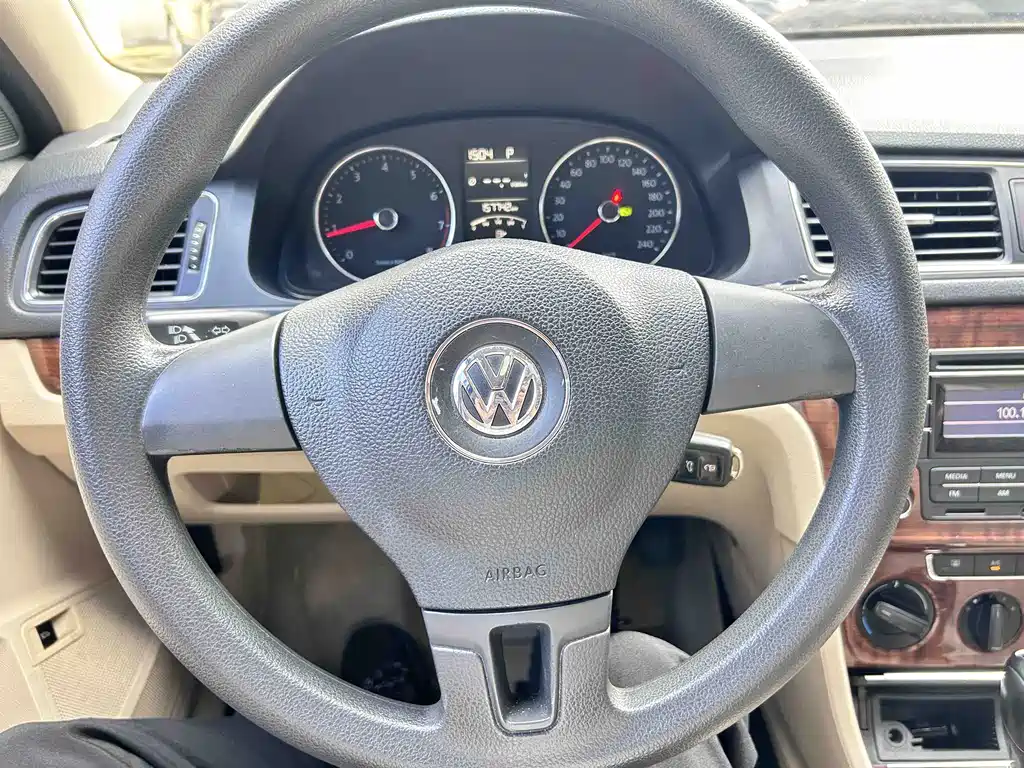Volkswagen Lavida — миниатюра 14