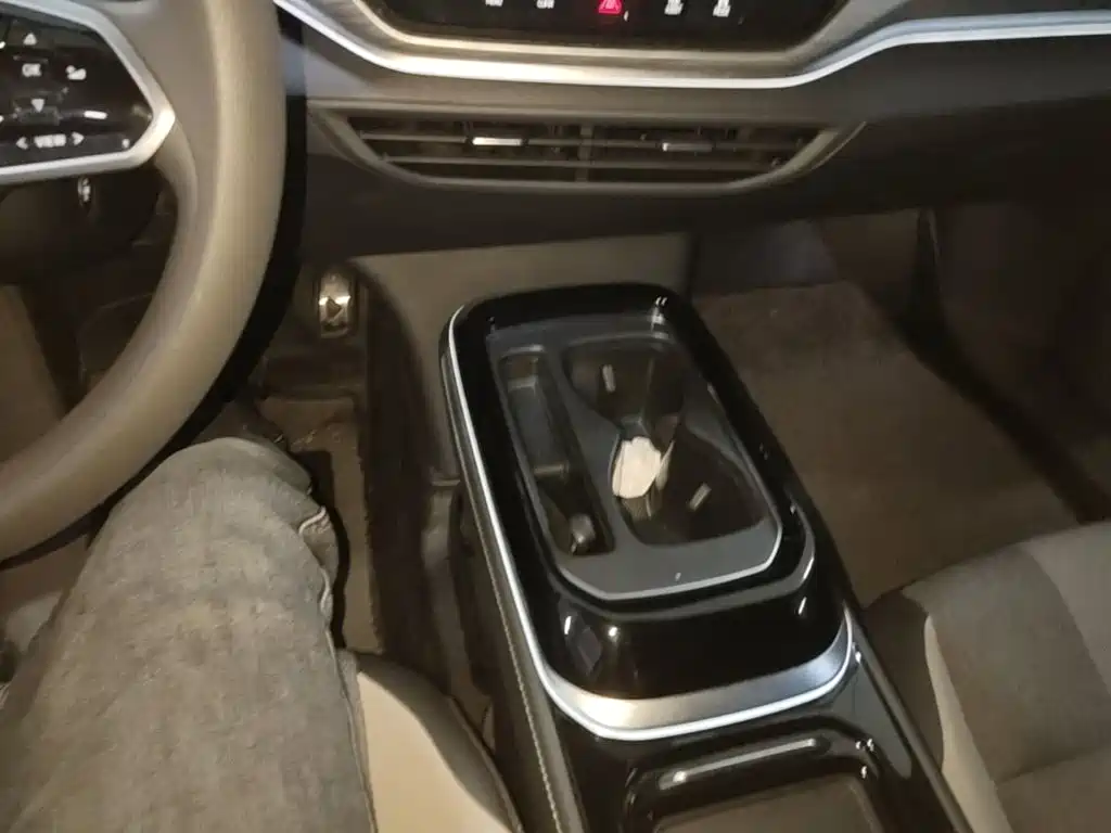 Volkswagen ID.4 Crozz — миниатюра 14