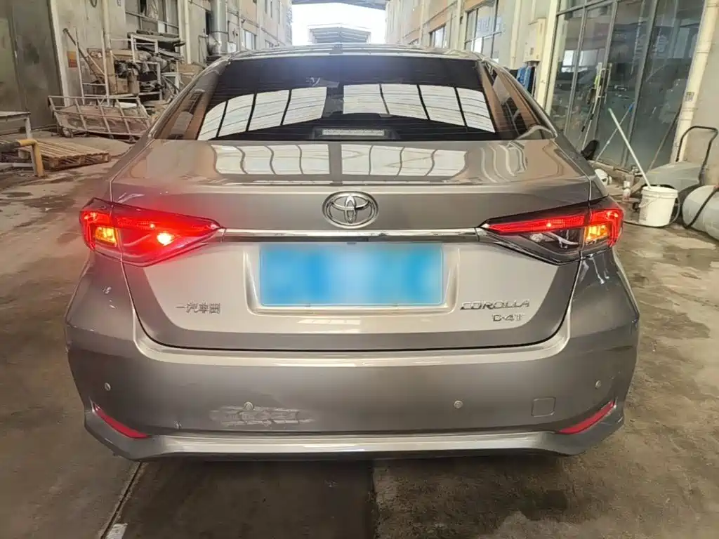 Toyota Corolla — миниатюра 6