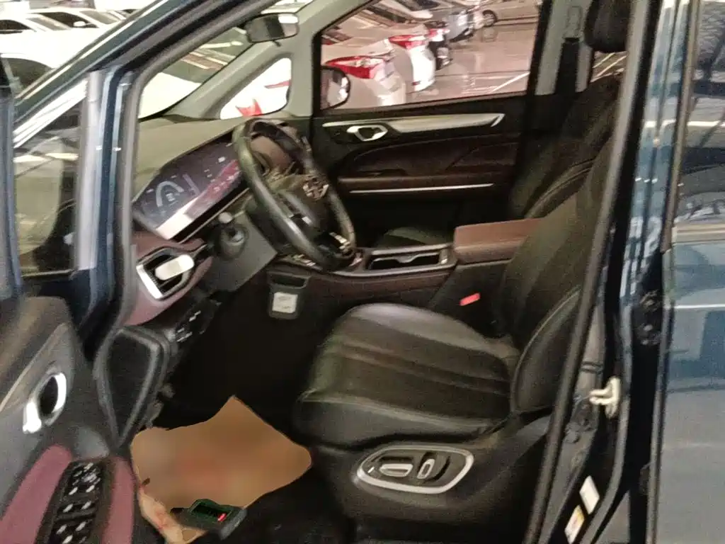 GAC Motor Trumpchi M6 — миниатюра 15