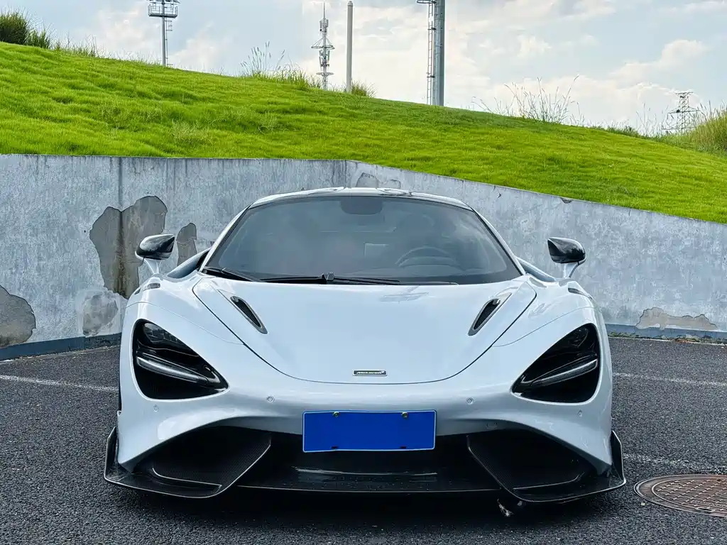 McLaren 720S — миниатюра 5