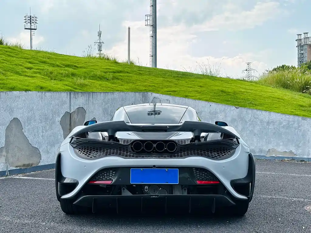 McLaren 720S — миниатюра 8