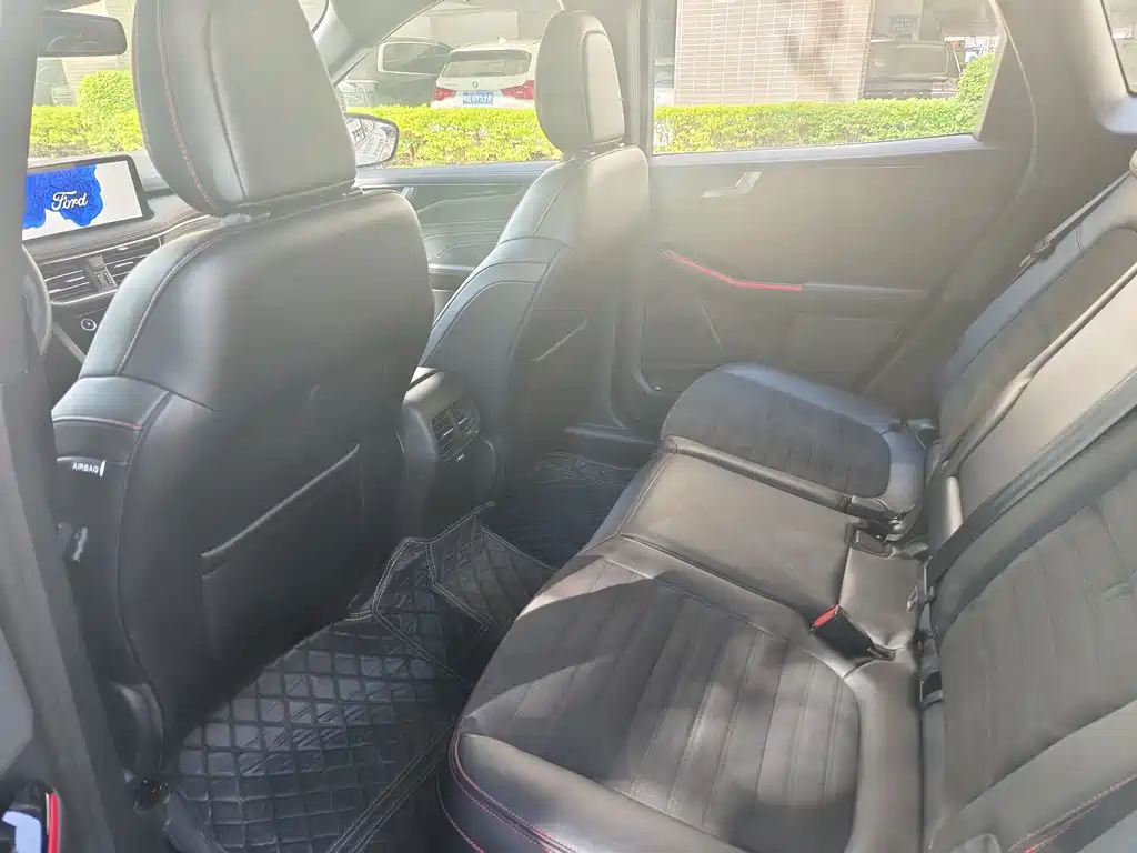 Ford Escape — миниатюра 5