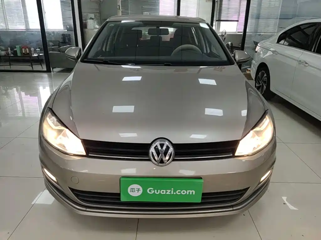 Volkswagen Golf — миниатюра 3