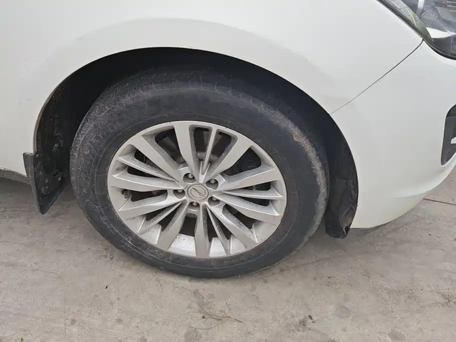 Zotye Zotye SR9 — миниатюра 6